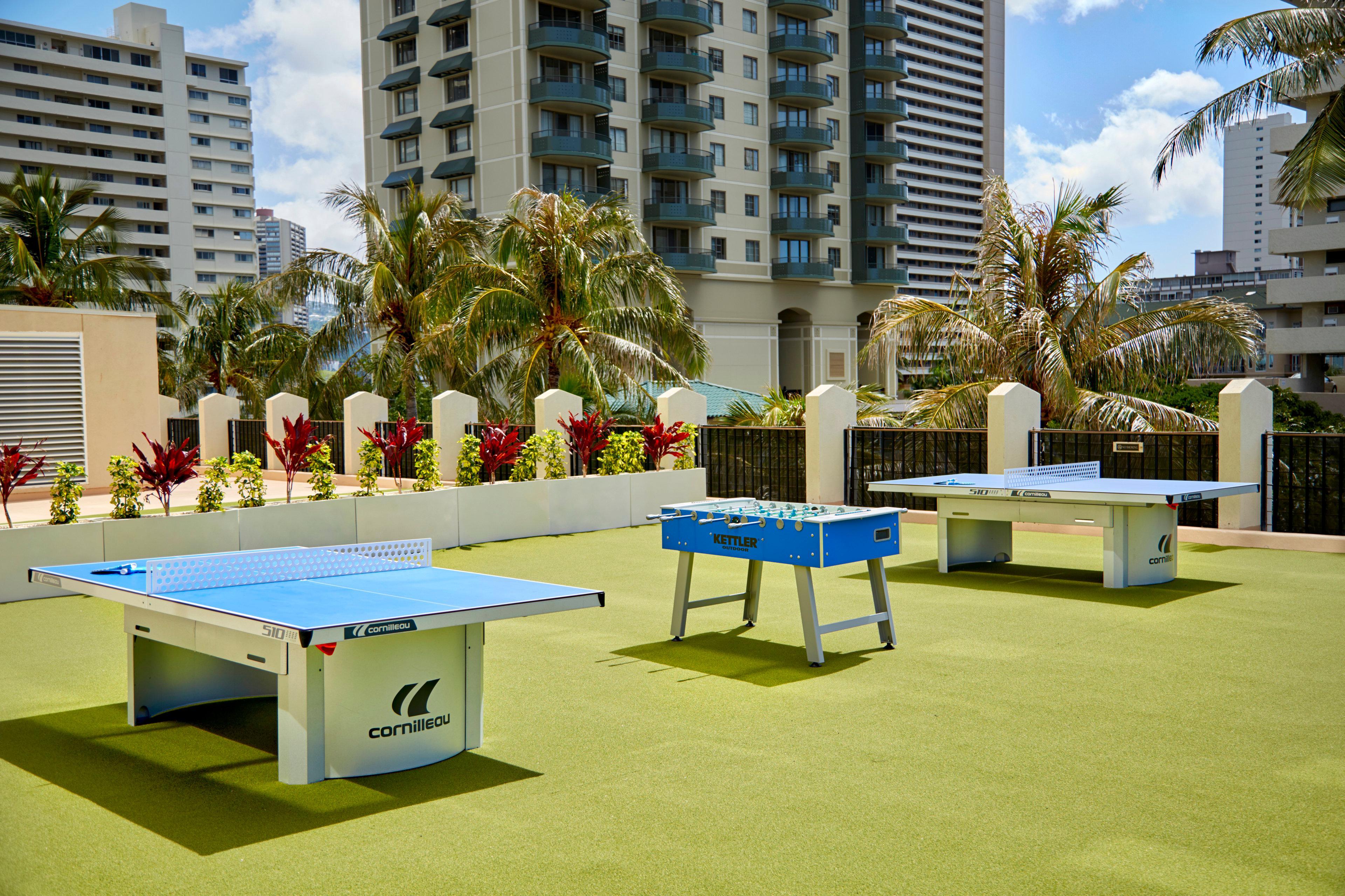 Holiday Inn Express Waikiki By Ihg Гонолулу Экстерьер фото