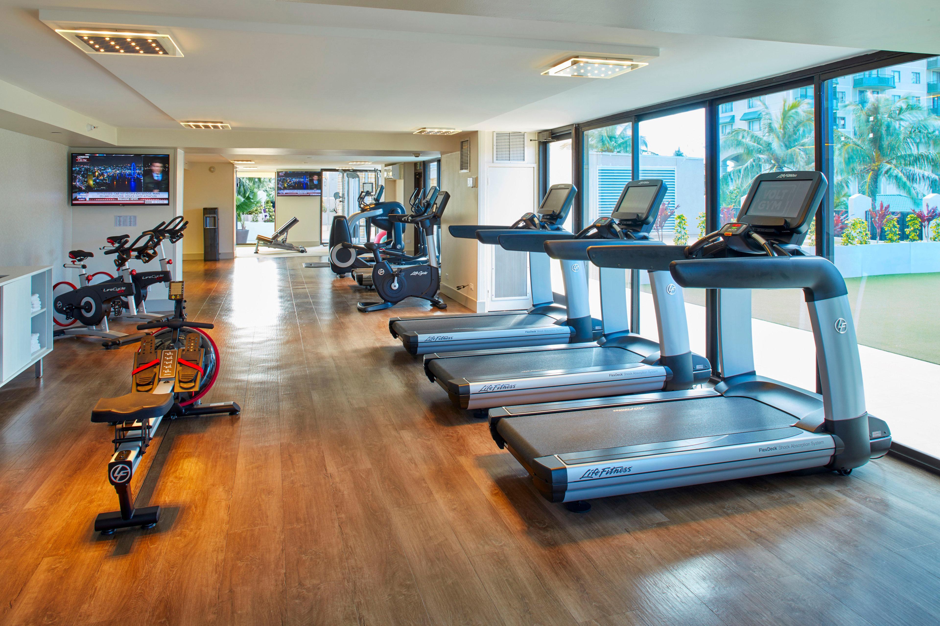 Holiday Inn Express Waikiki By Ihg Гонолулу Экстерьер фото