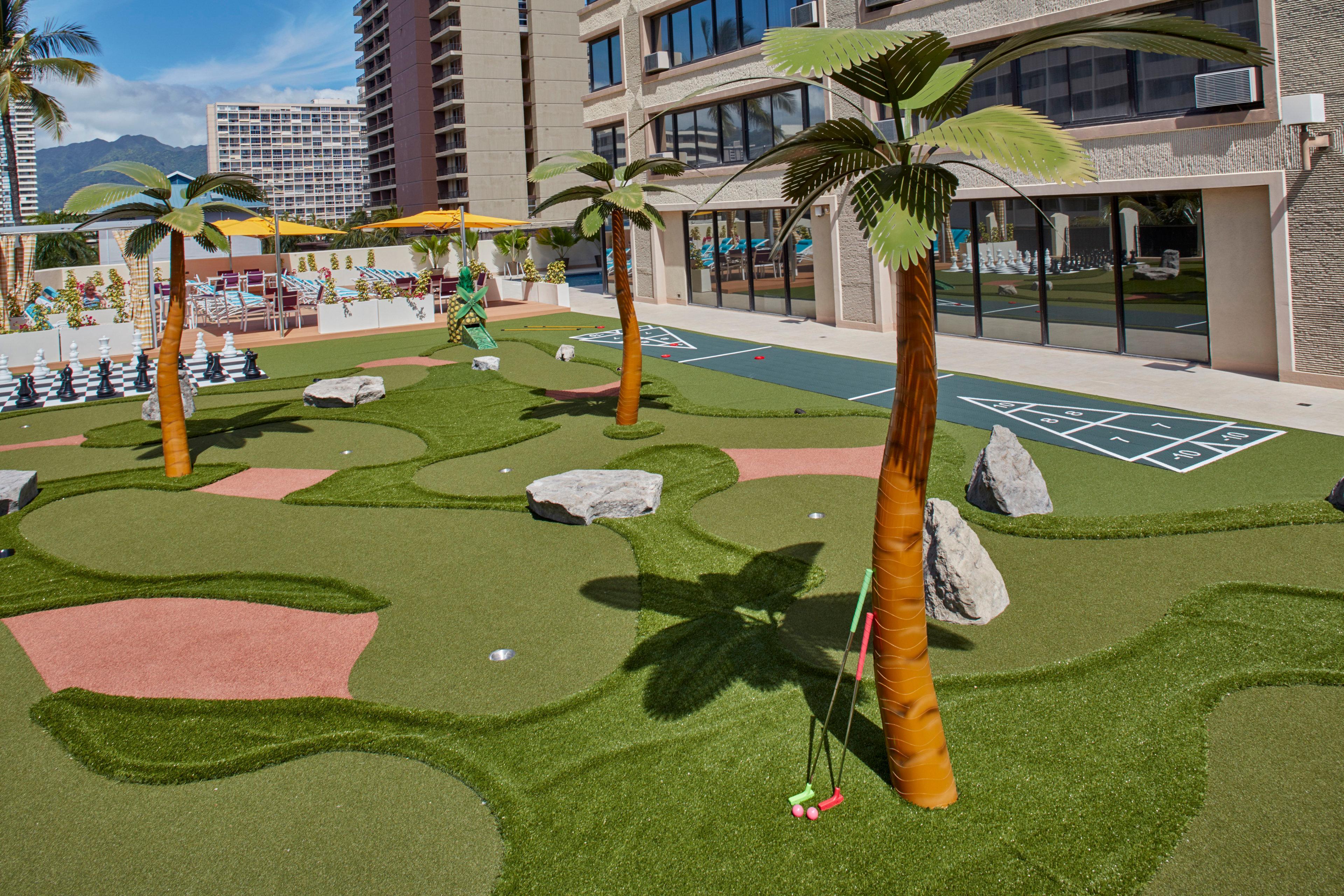 Holiday Inn Express Waikiki By Ihg Гонолулу Экстерьер фото
