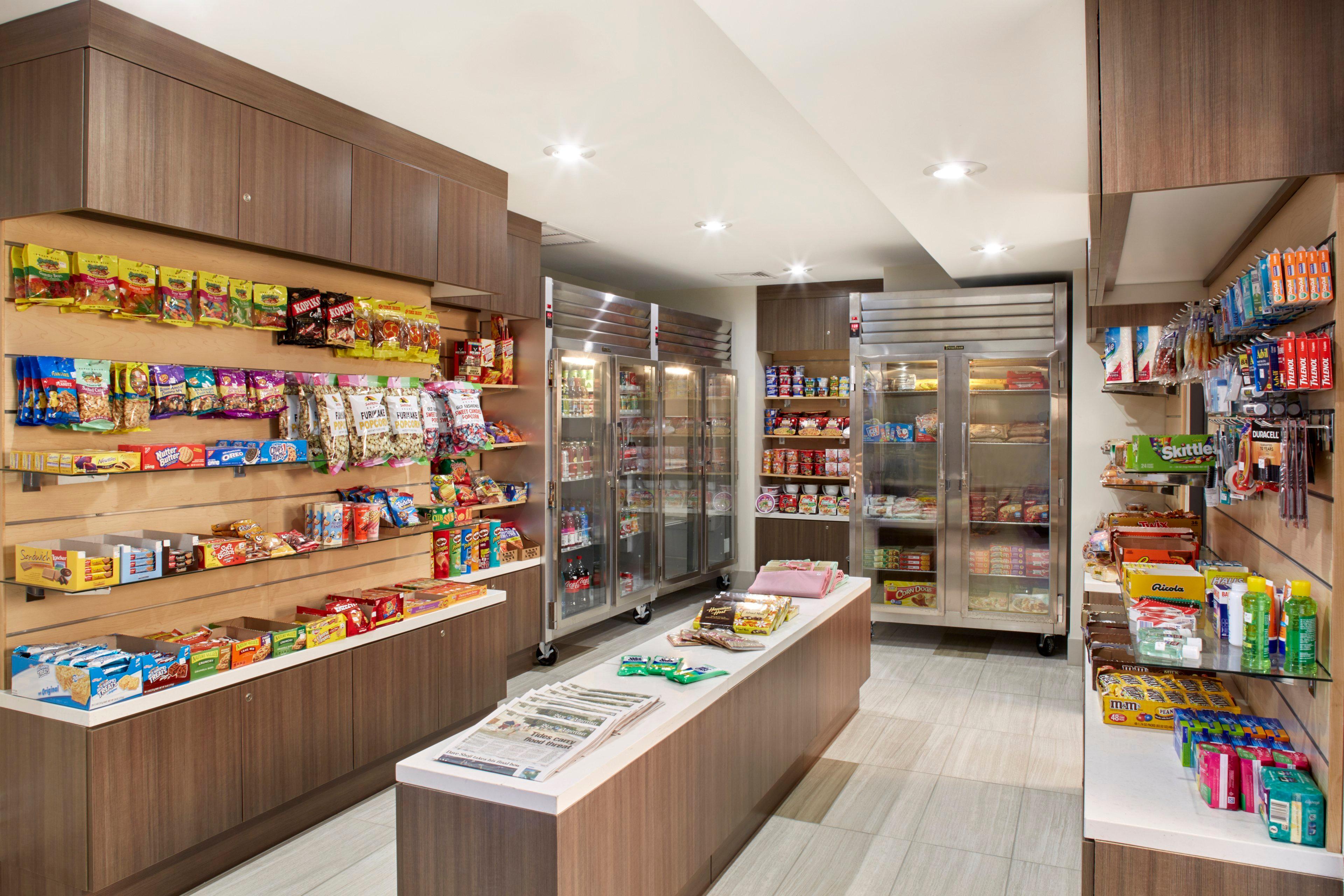 Holiday Inn Express Waikiki By Ihg Гонолулу Экстерьер фото