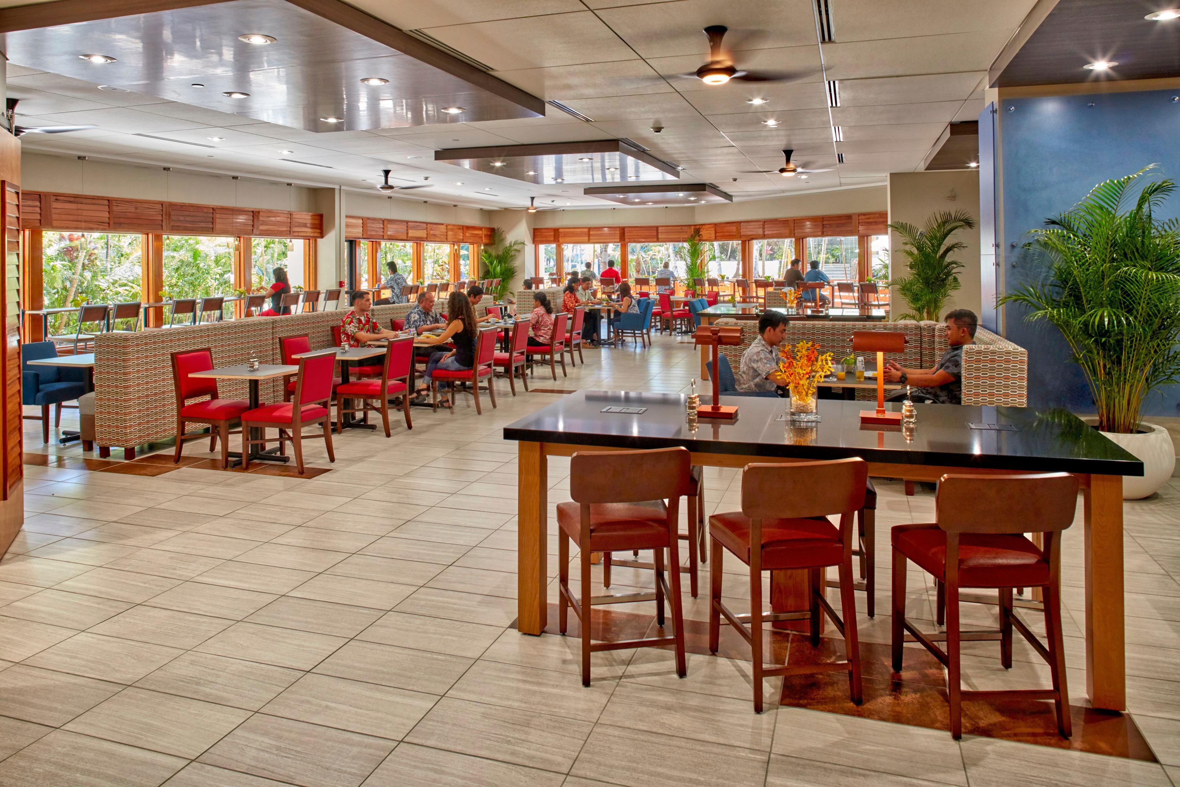 Holiday Inn Express Waikiki By Ihg Гонолулу Экстерьер фото